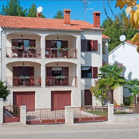 Rafael Apartment Porec