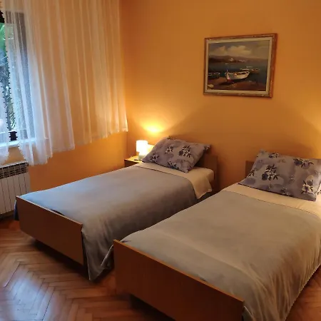 Rafael Apartment *