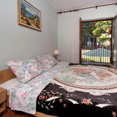 Rafael Apartment